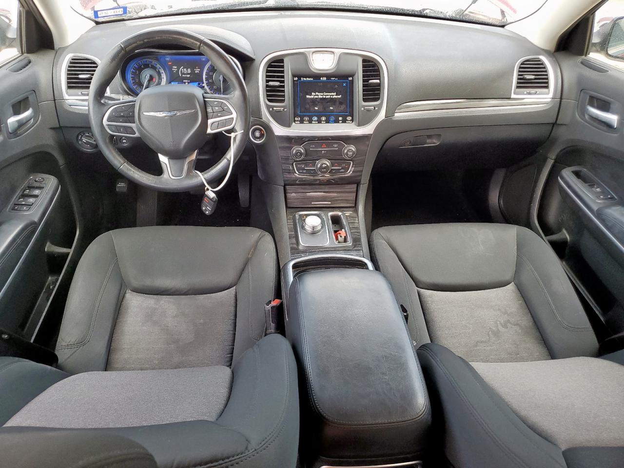 2019 CHRYSLER 300