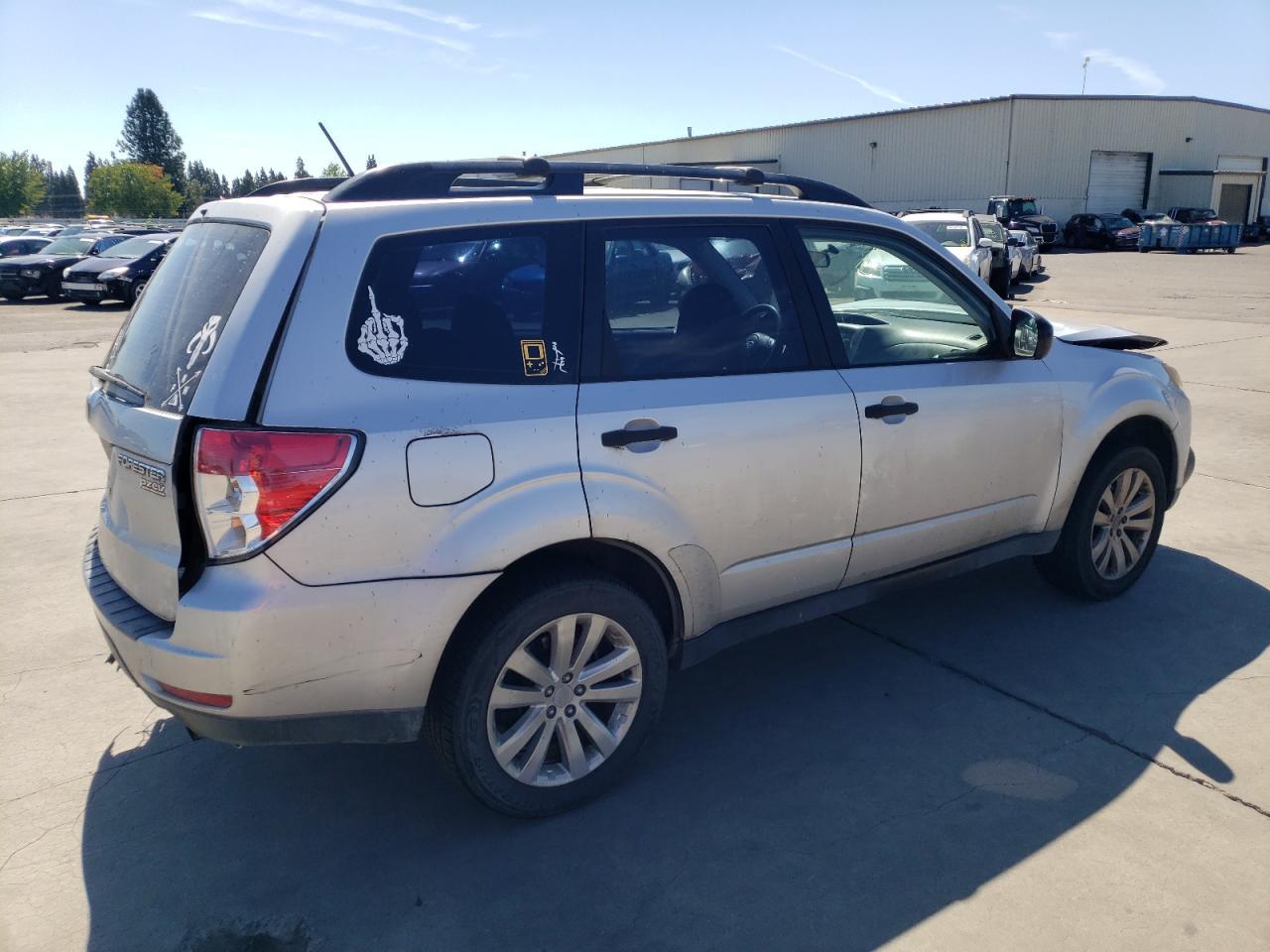 2011 SUBARU FORESTER