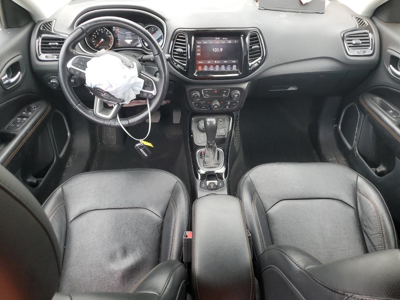 2021 JEEP Compass