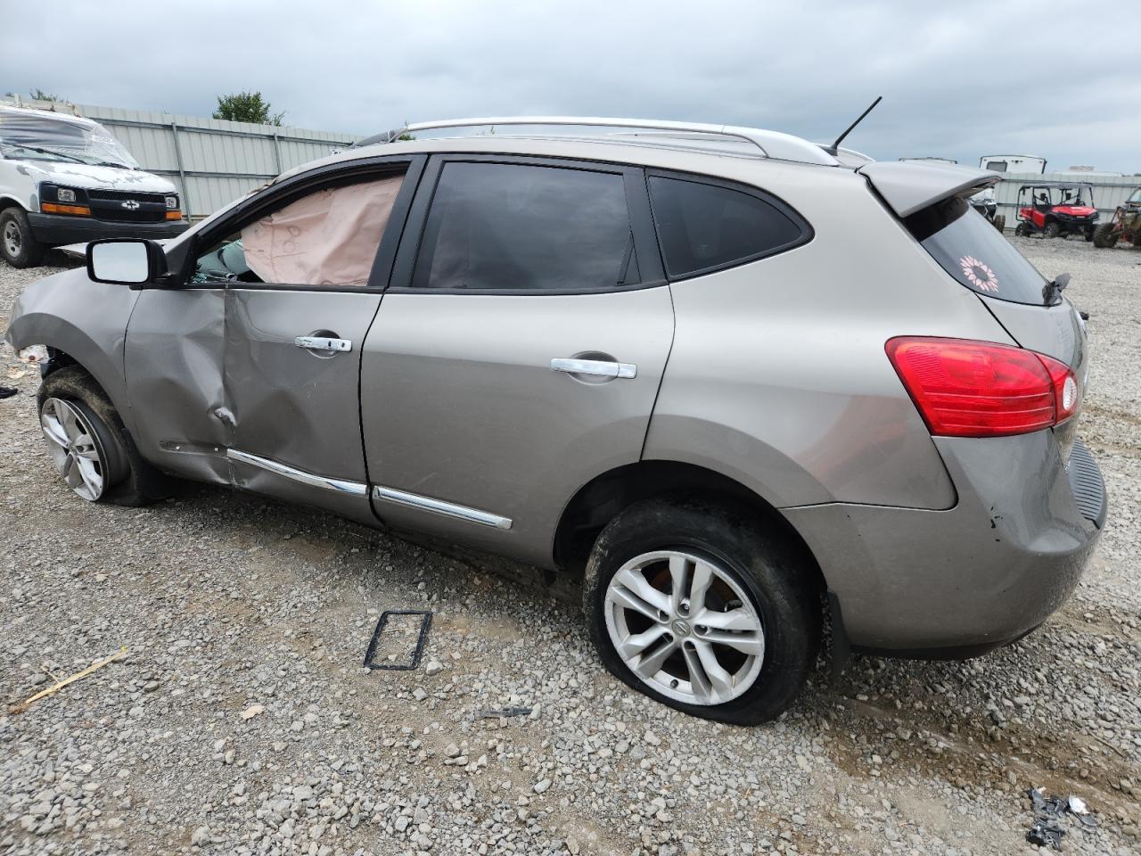 2013 NISSAN ROGUE