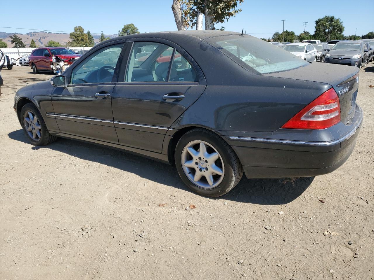 2001 MERCEDES-BENZ C-CLASS