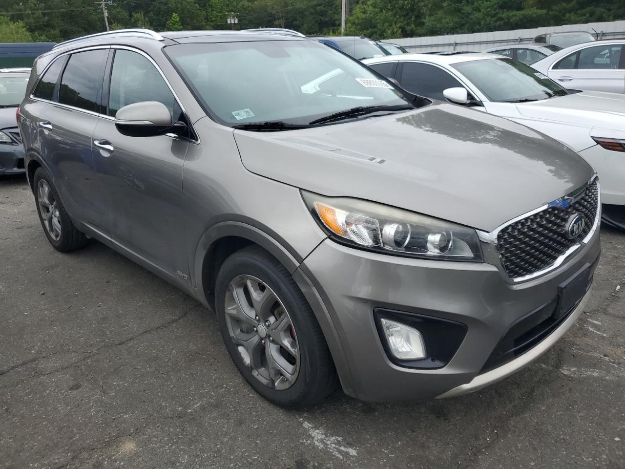2016 KIA SORENTO