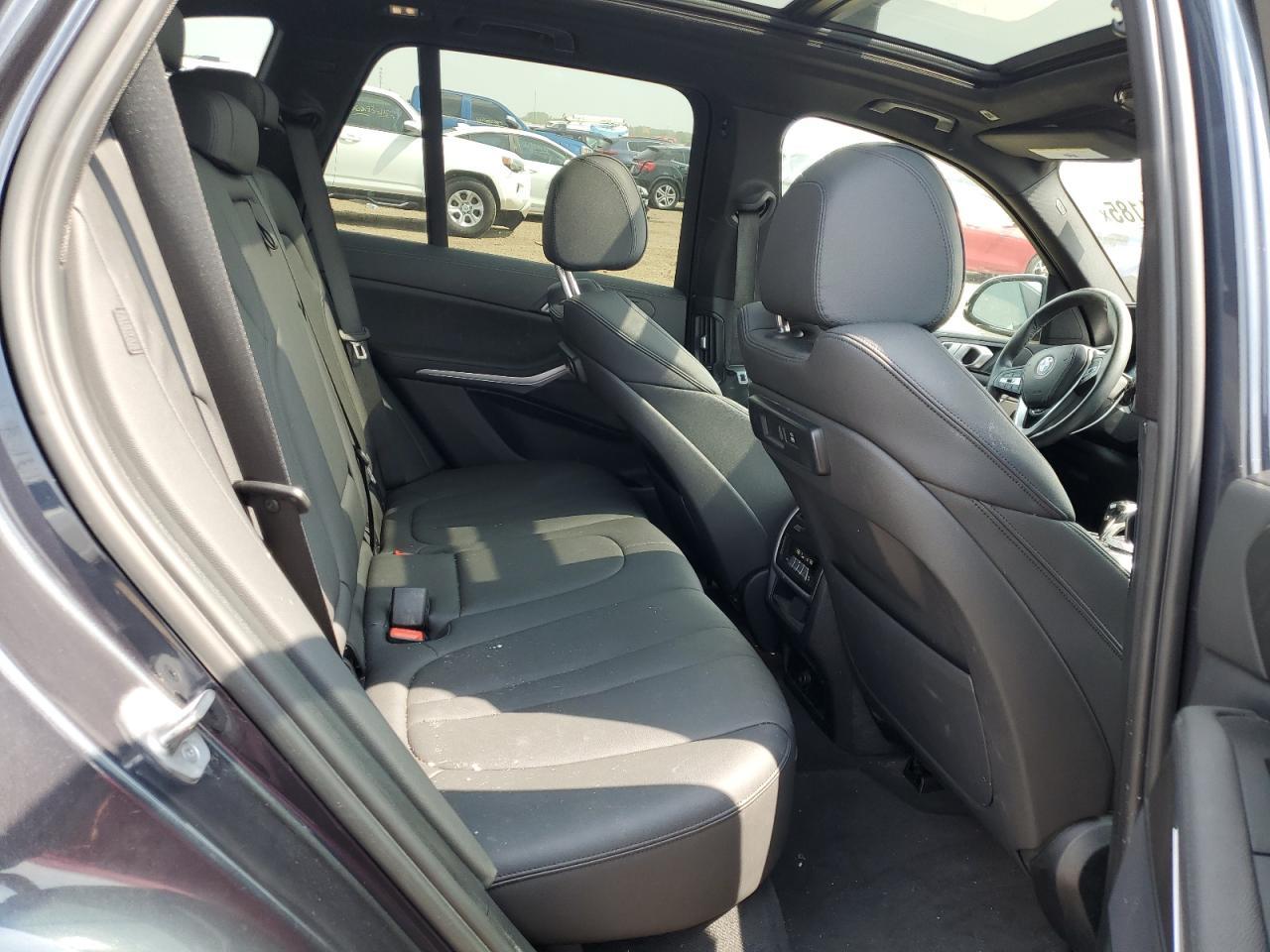 2022 BMW X5