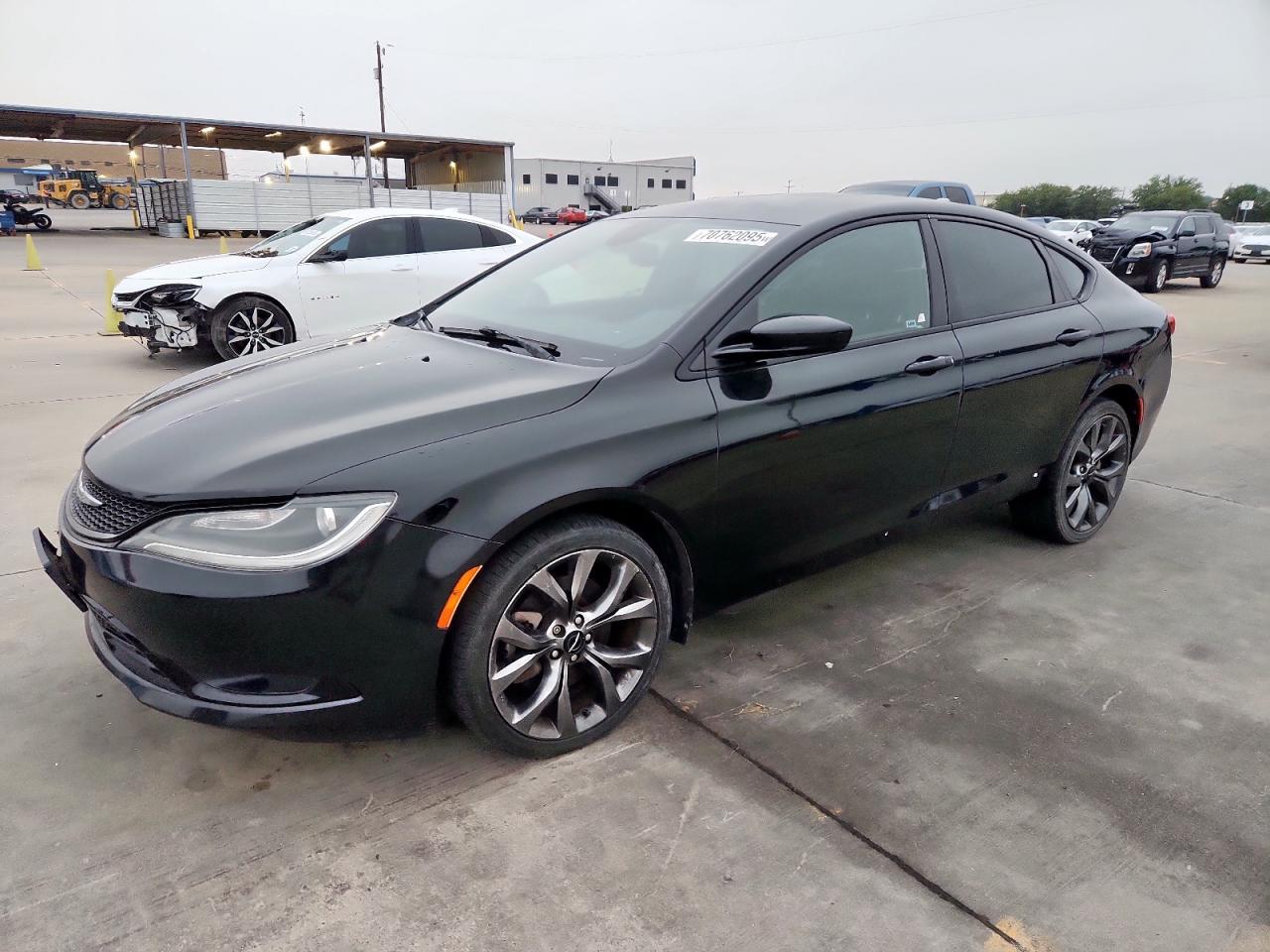 2016 CHRYSLER 200