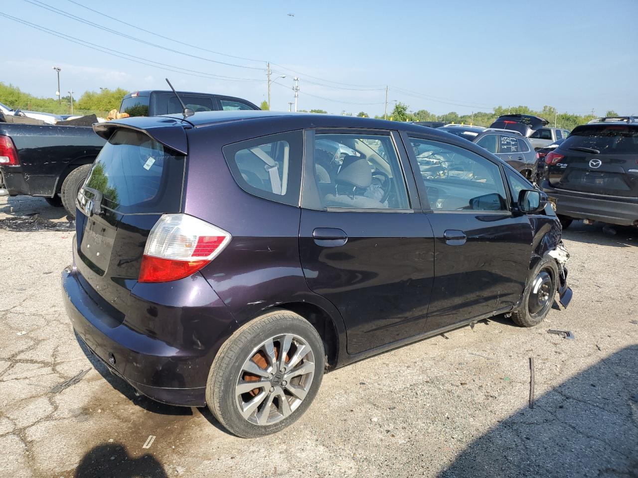 2013 HONDA FIT