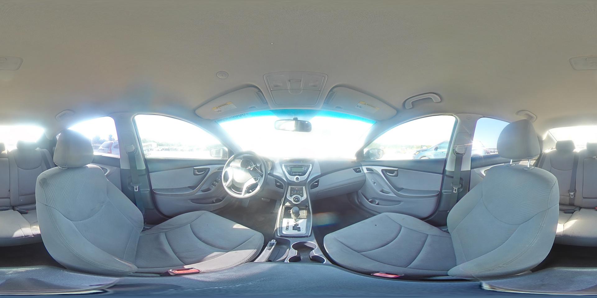 2012 HYUNDAI ELANTRA