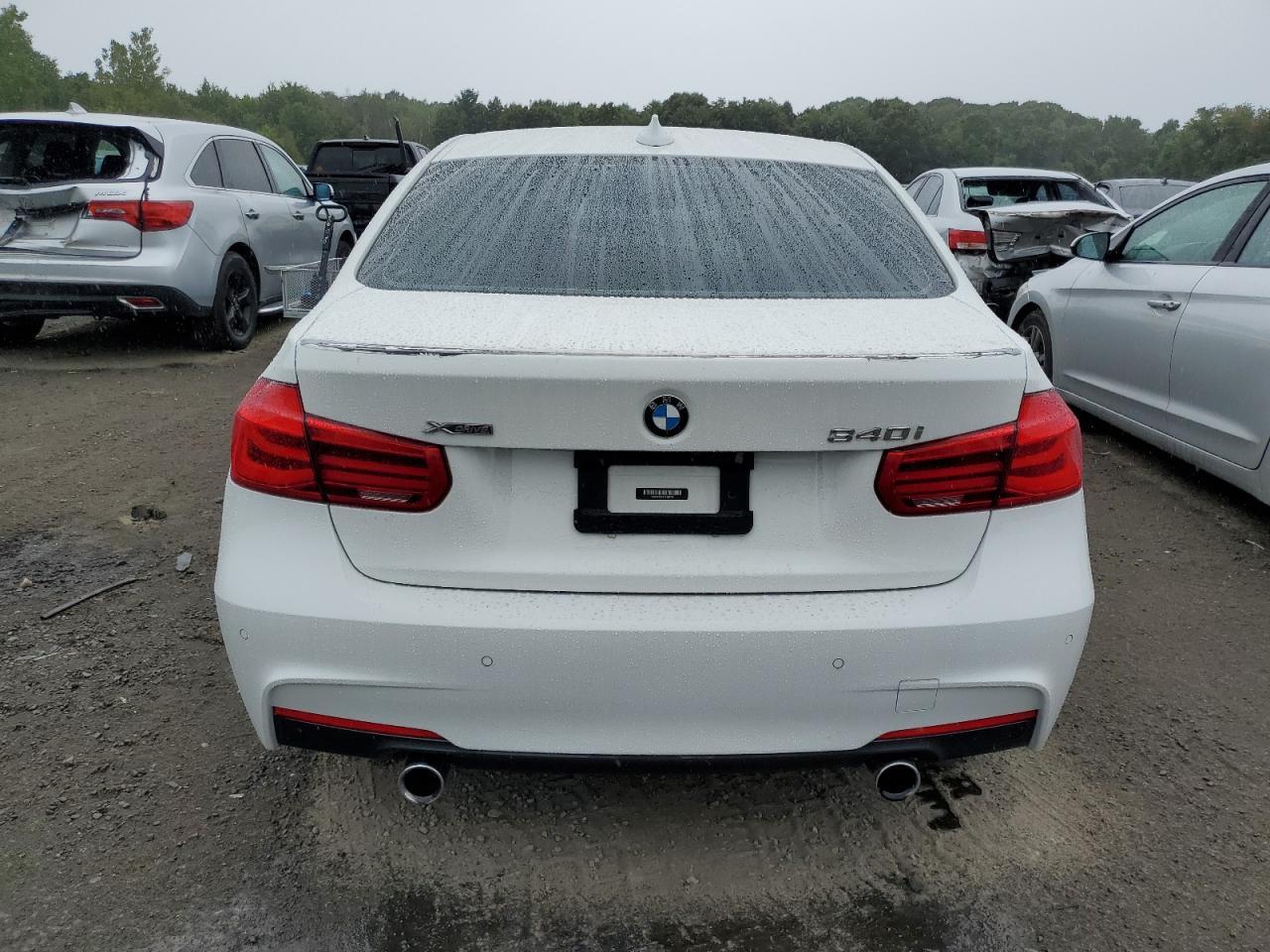 2018 BMW 3 SERIES