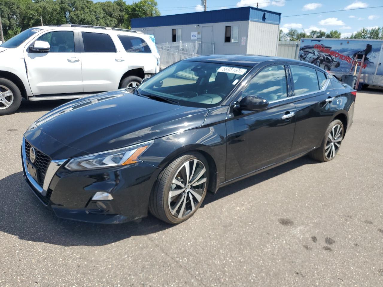 2022 NISSAN ALTIMA