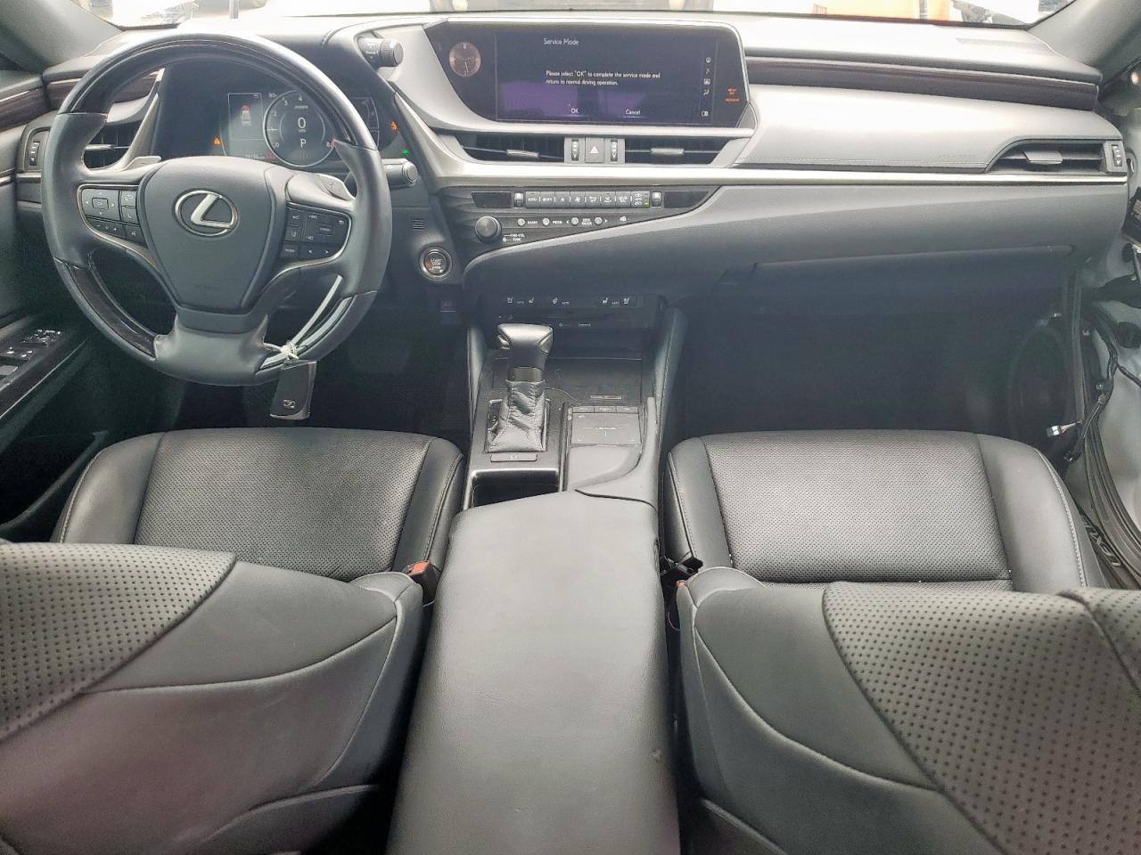 2020 LEXUS Es