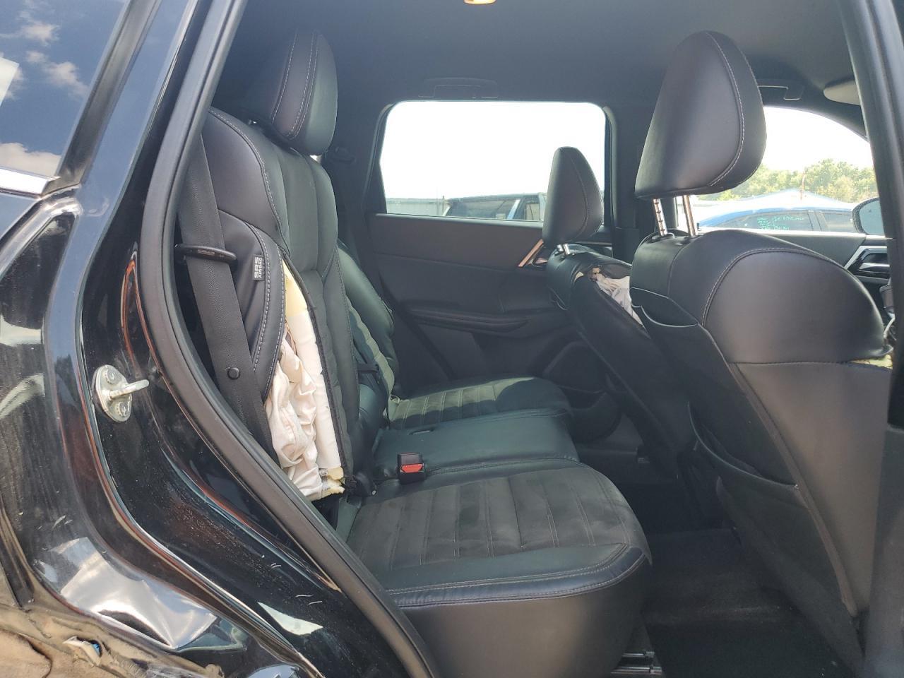 2023 MITSUBISHI outlander