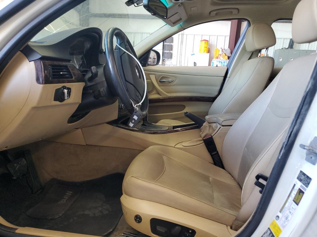 2011 BMW 3 SERIES