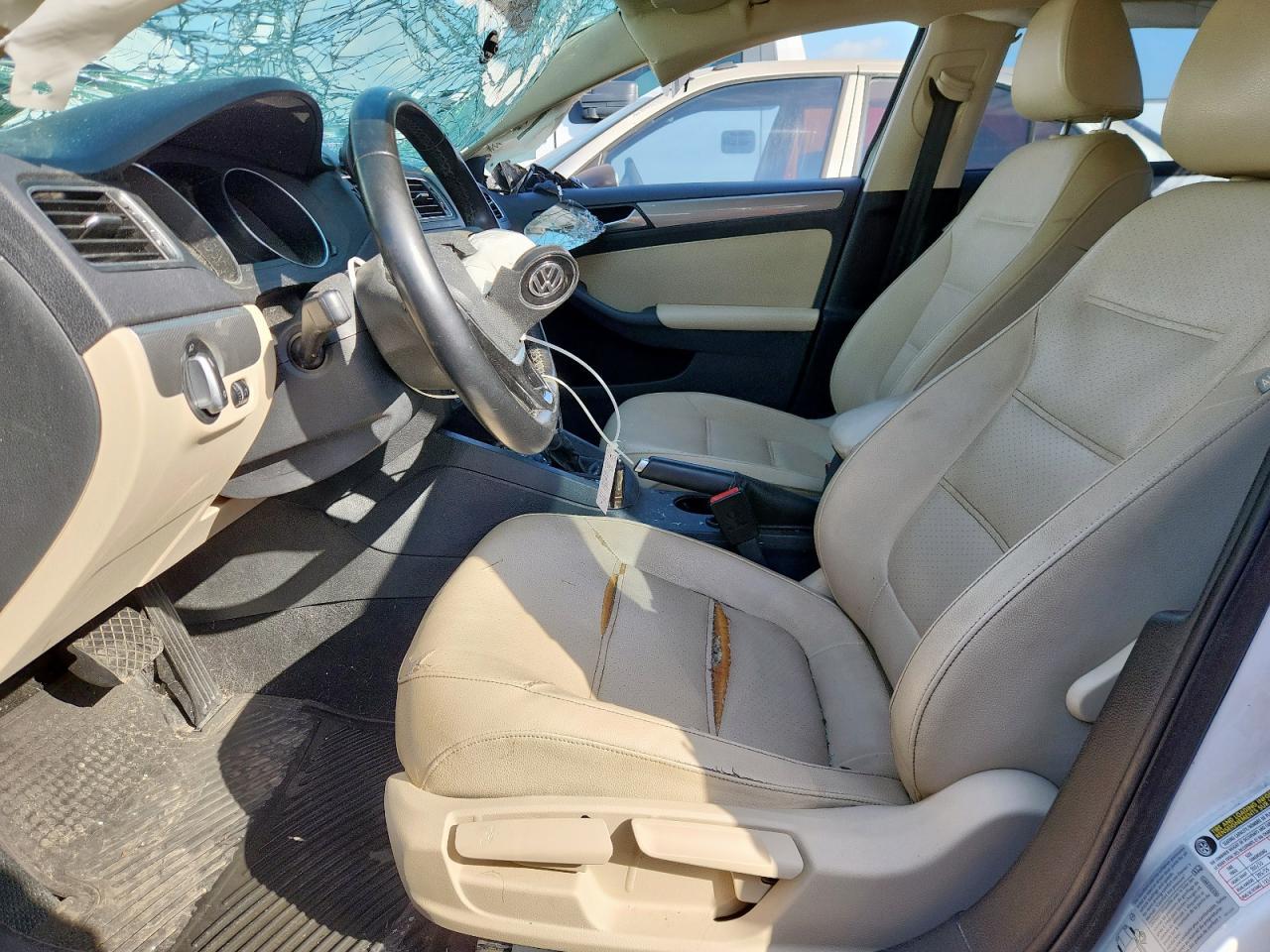 2017 VOLKSWAGEN JETTA