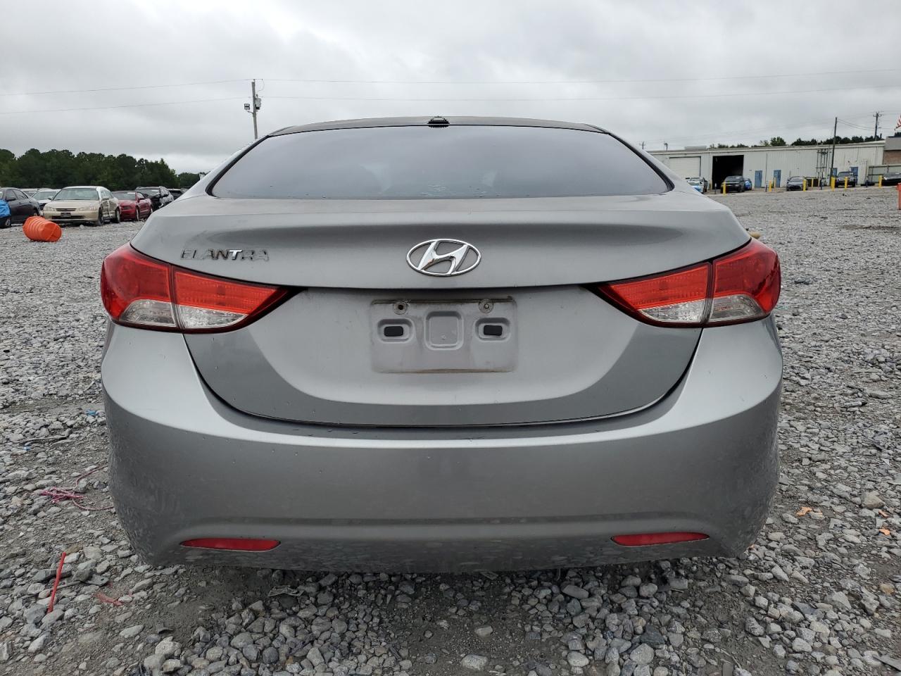 2011 HYUNDAI ELANTRA