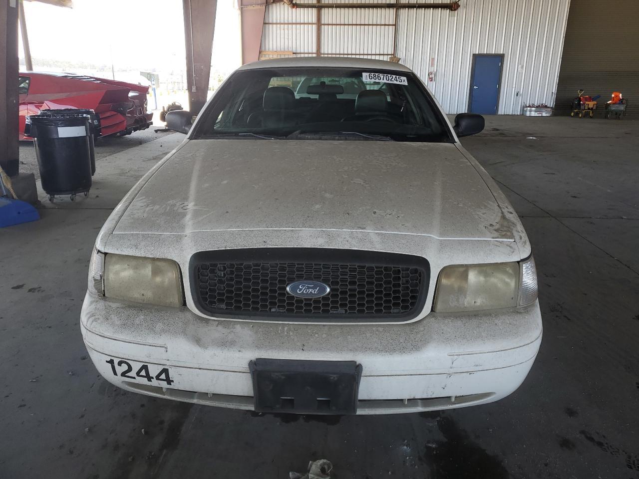 2008 FORD Crown Victoria