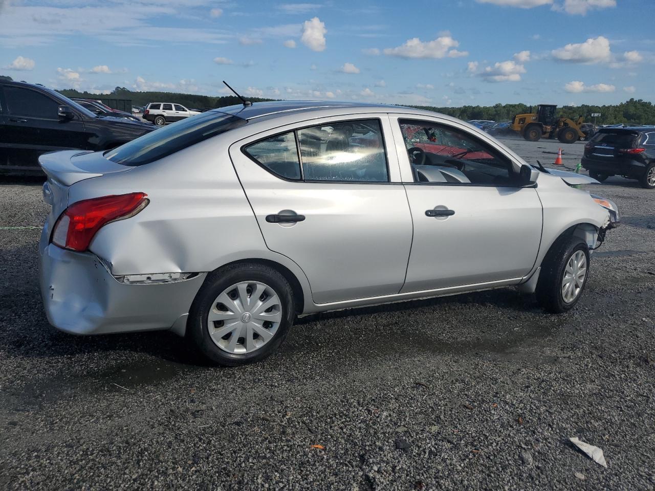 2018 NISSAN VERSA