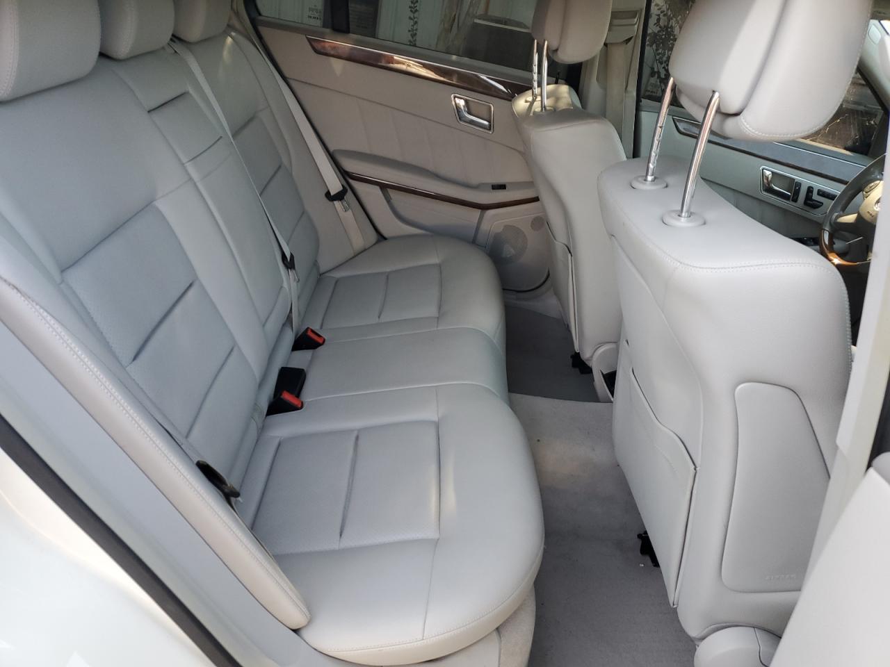 2011 MERCEDES-BENZ E-Class