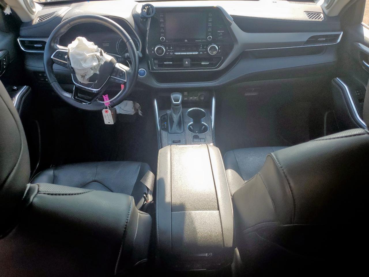 2020 TOYOTA HIGHLANDER