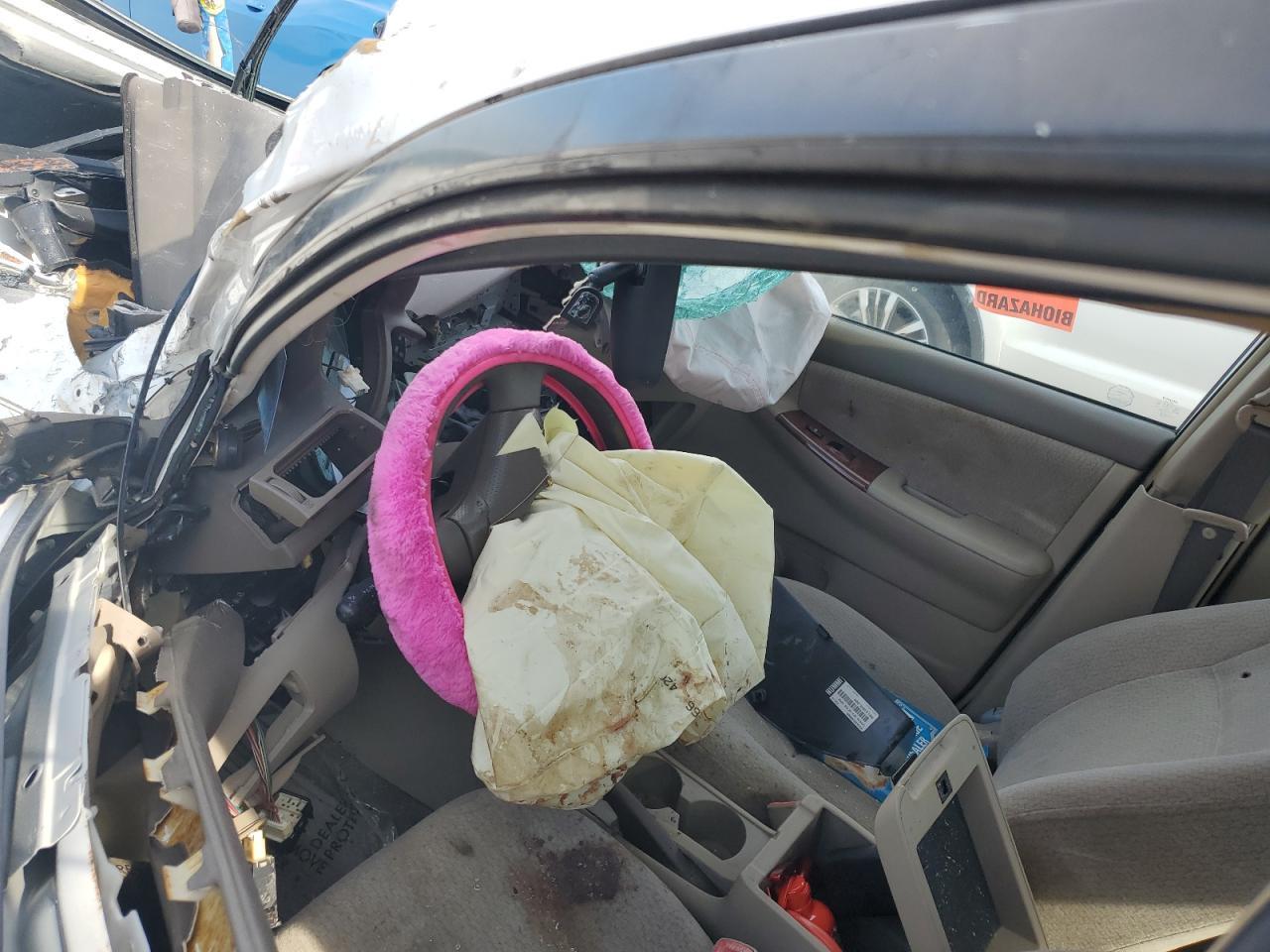 2004 TOYOTA COROLLA