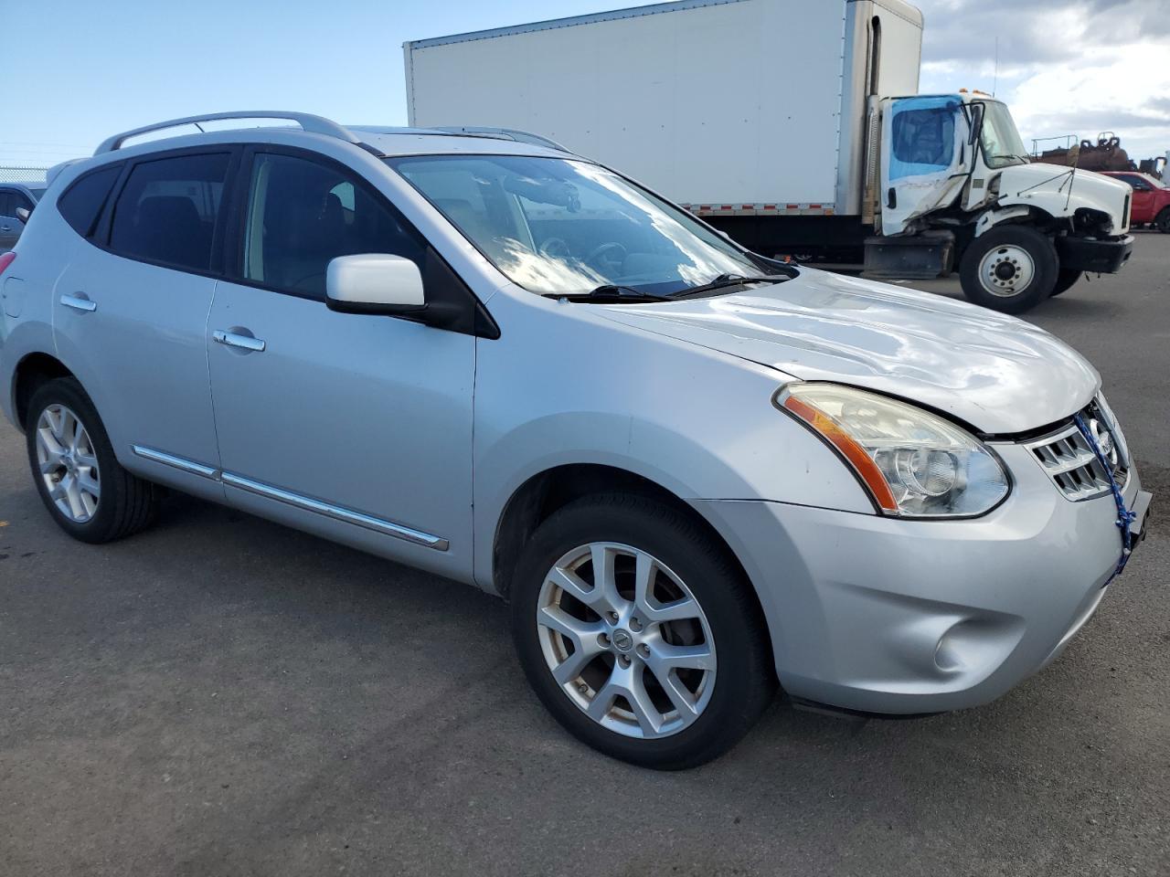 2011 NISSAN ROGUE