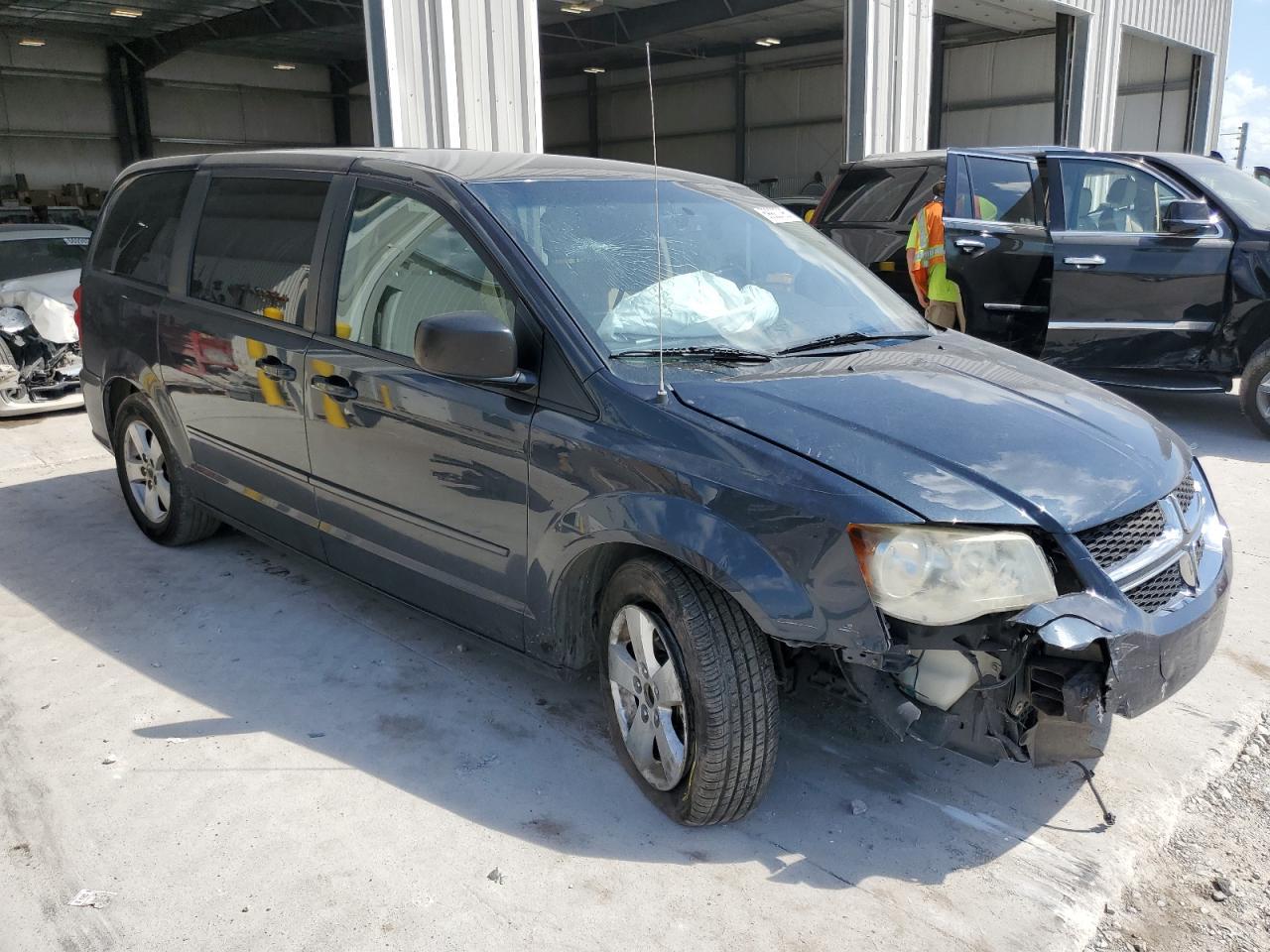 2013 DODGE GRAND CARAVAN