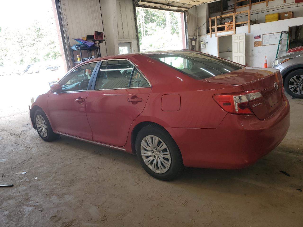 2014 TOYOTA CAMRY