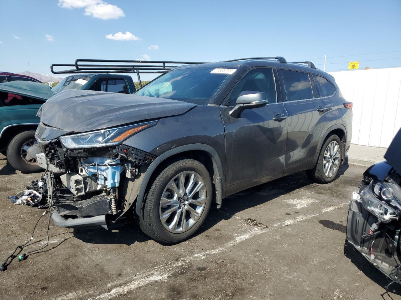 2020 TOYOTA HIGHLANDER