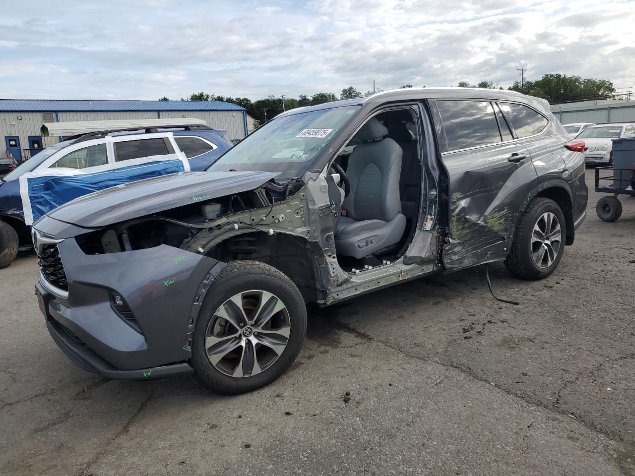 2021 TOYOTA HIGHLANDER