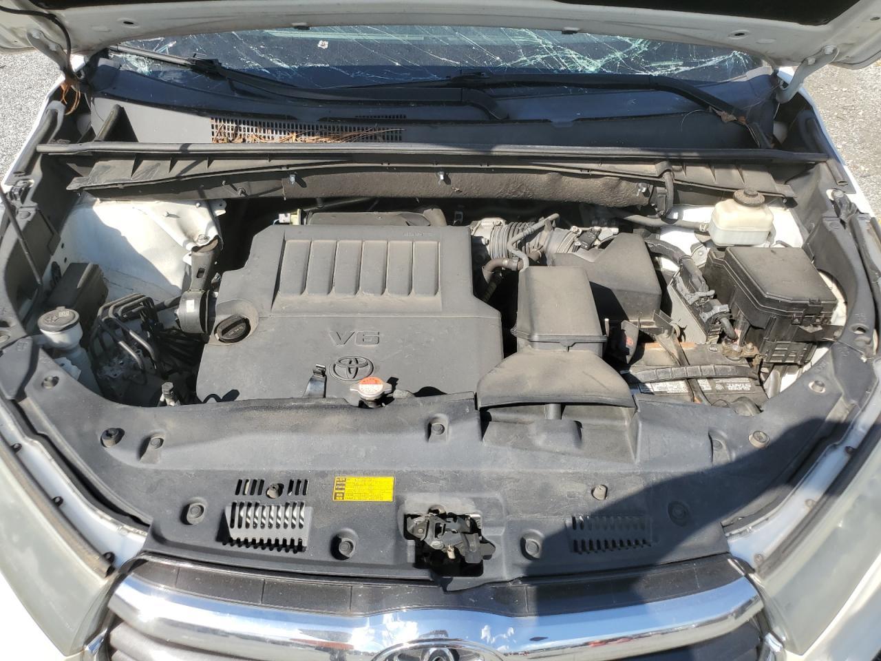 2016 TOYOTA HIGHLANDER