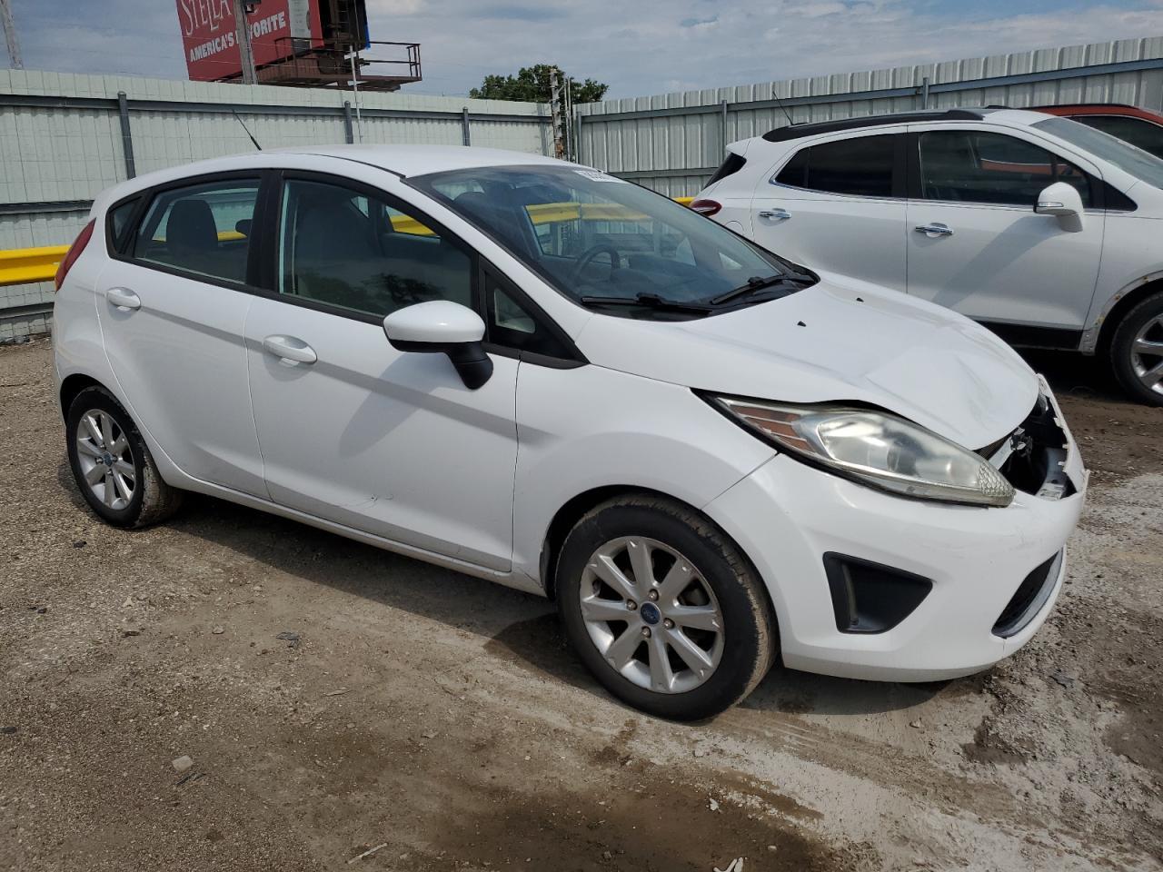 2012 FORD Fiesta