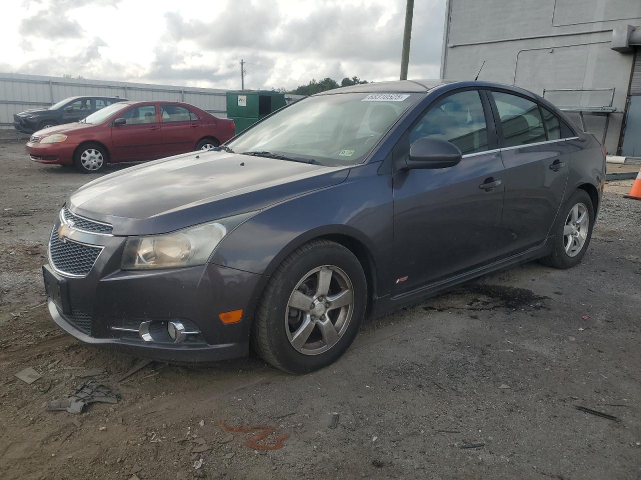 2011 CHEVROLET CRUZE