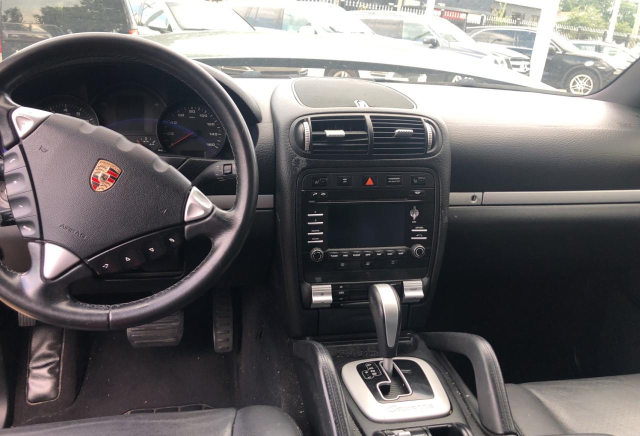 2010 PORSCHE CAYENNE