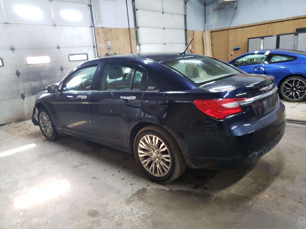 2012 CHRYSLER 200