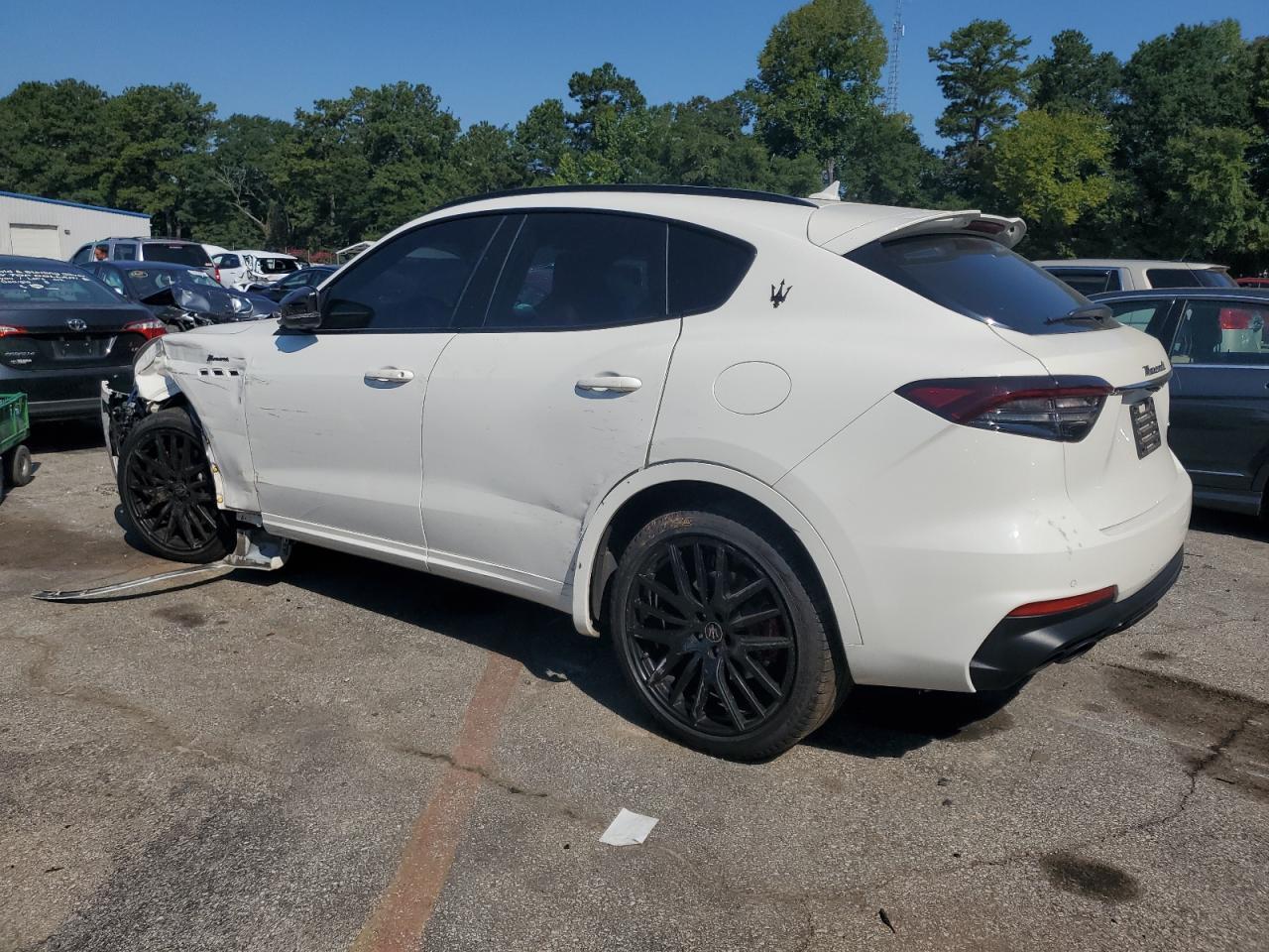 2022 MASERATI Levante