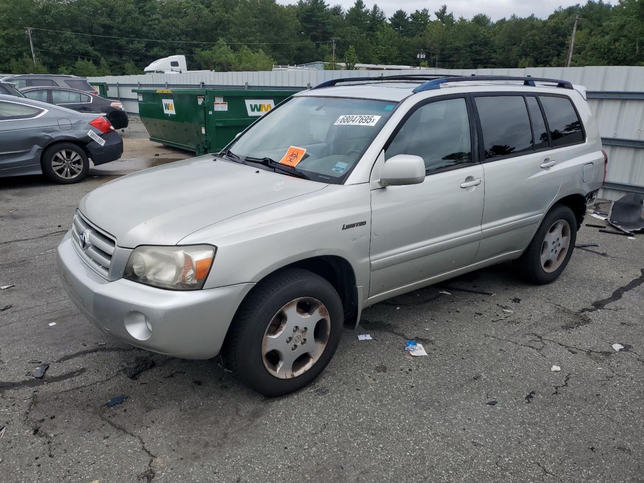 2004 TOYOTA HIGHLANDER