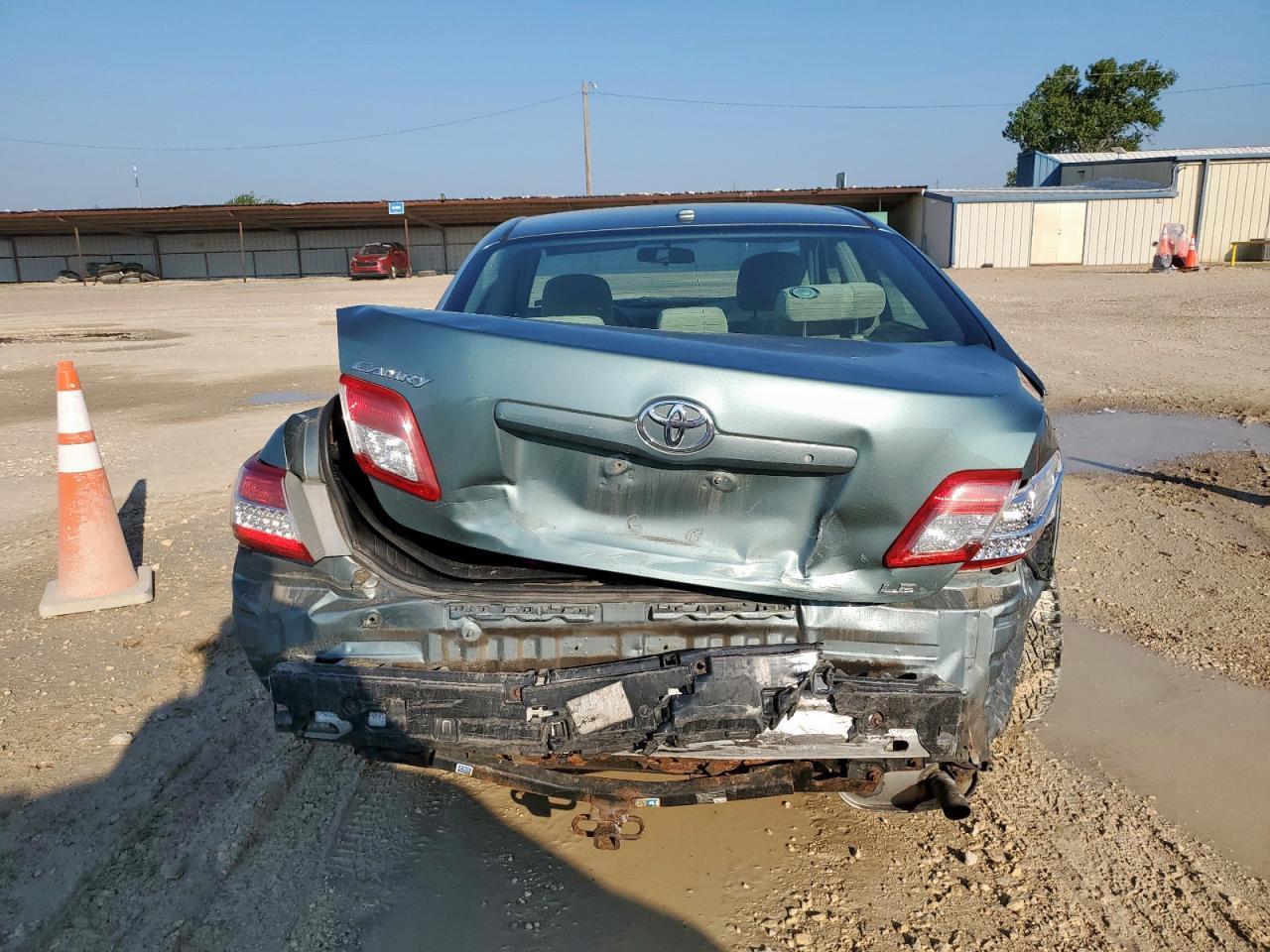 2010 TOYOTA CAMRY