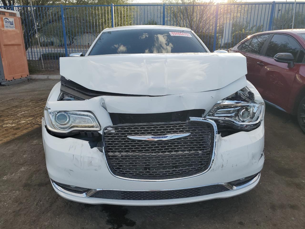 2019 CHRYSLER 300