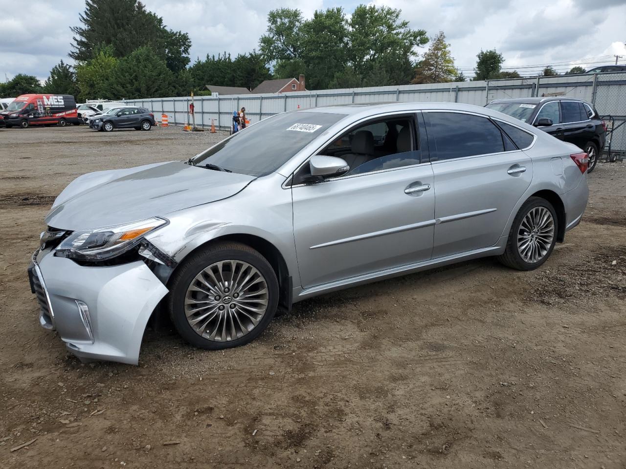 2016 TOYOTA Avalon