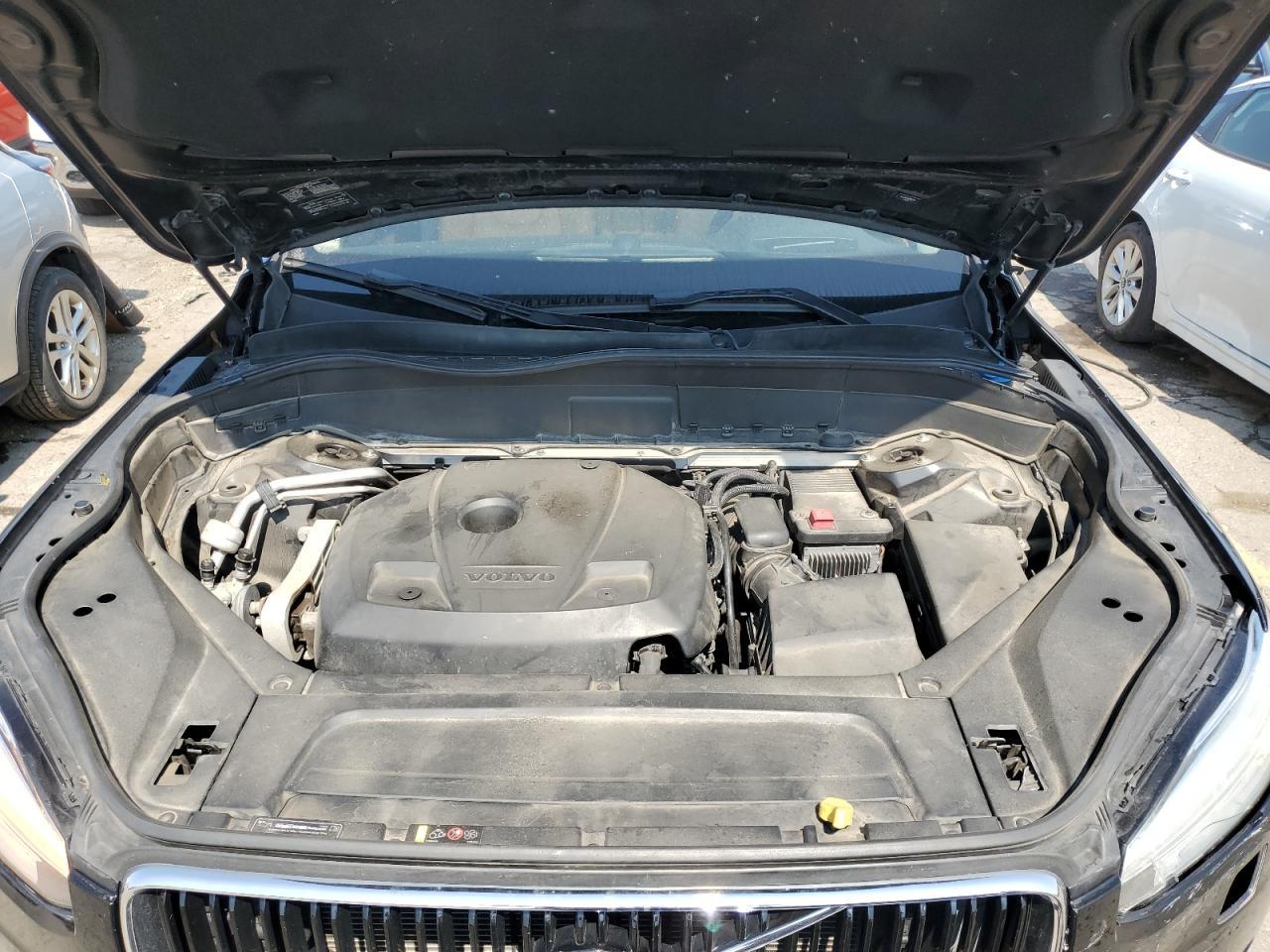 2016 VOLVO XC90