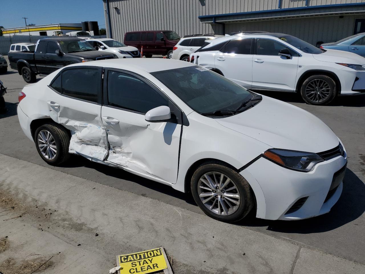 2015 TOYOTA COROLLA