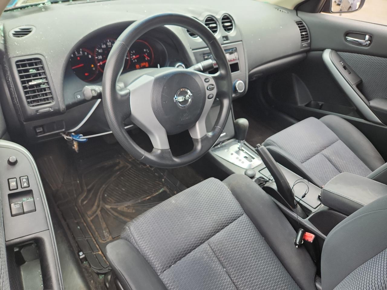 2009 NISSAN ALTIMA
