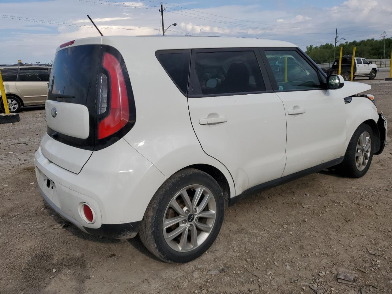 2017 KIA SOUL