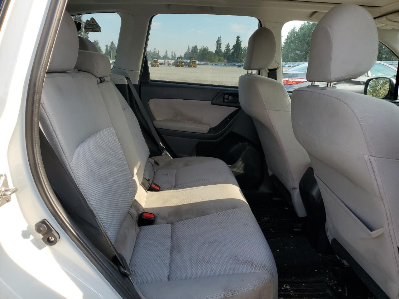 2016 SUBARU FORESTER