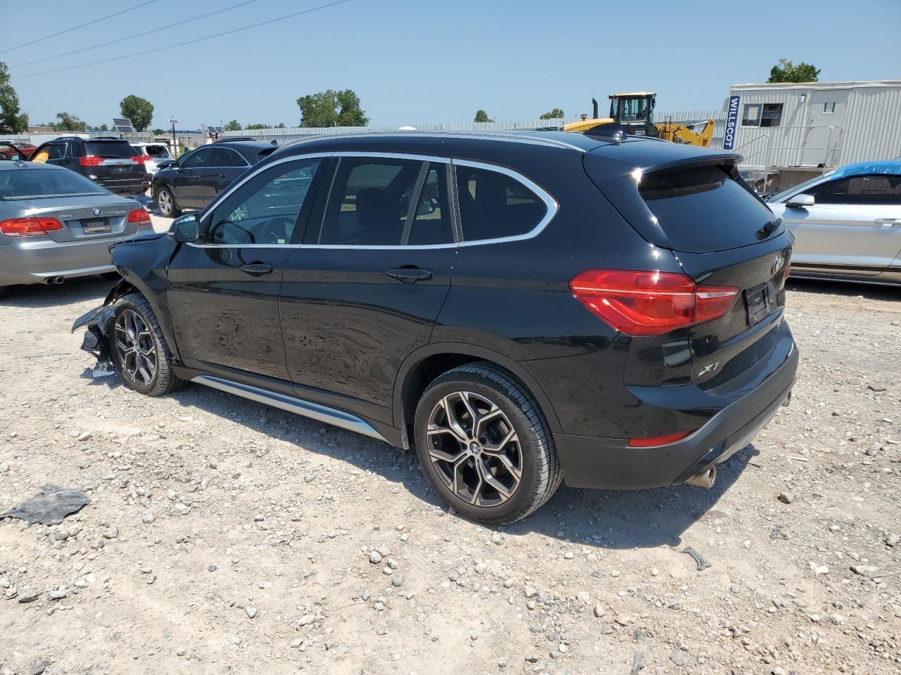 2022 BMW X1