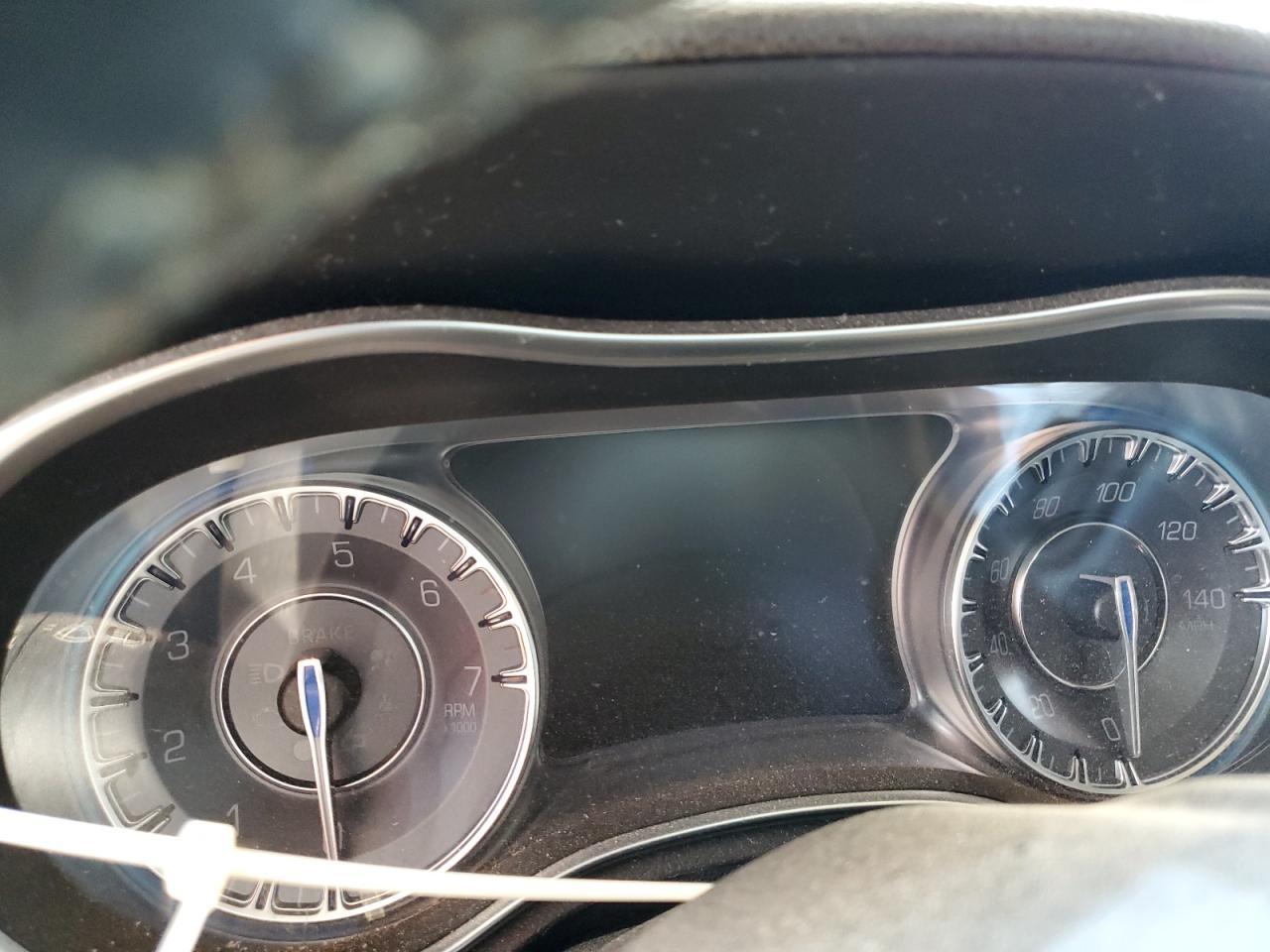 2019 CHRYSLER 300