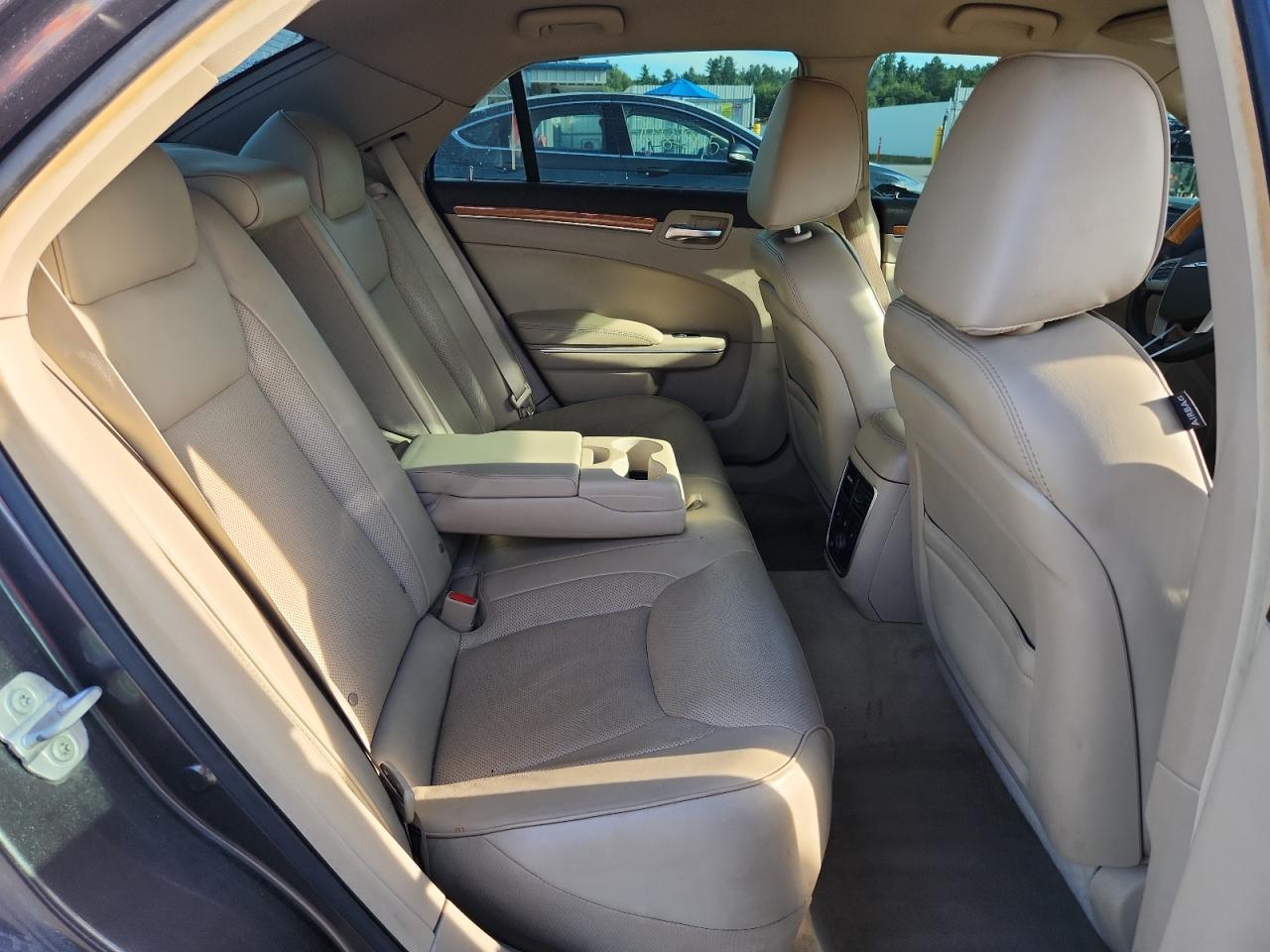 2013 CHRYSLER 300