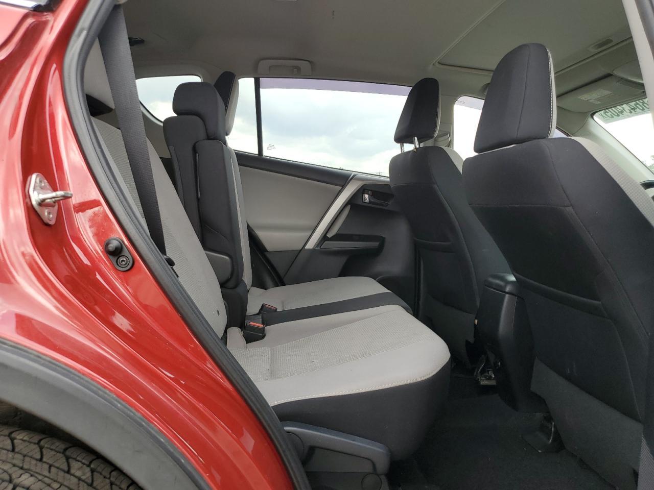 2016 TOYOTA RAV4