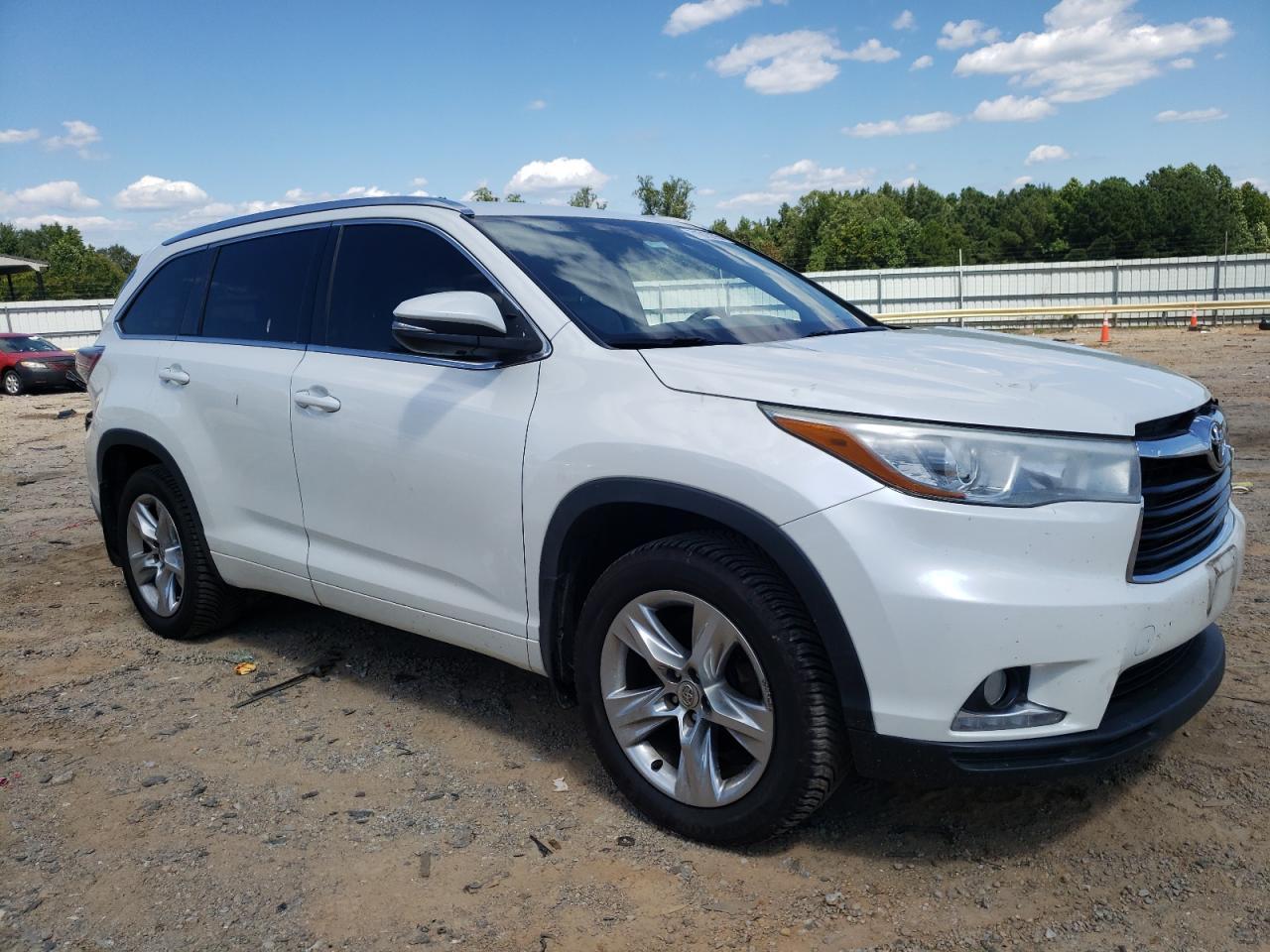 2015 TOYOTA HIGHLANDER