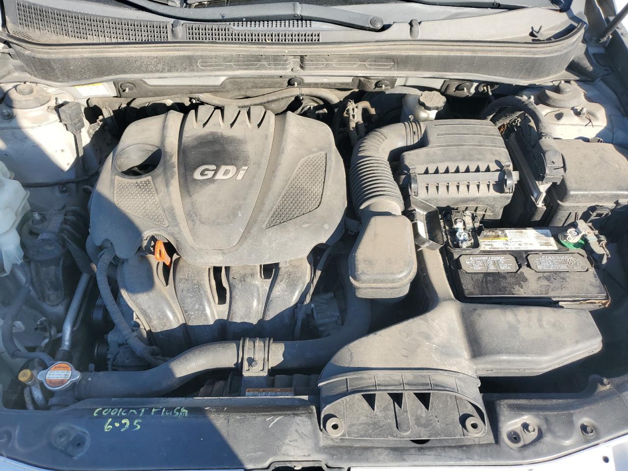 2011 HYUNDAI SONATA