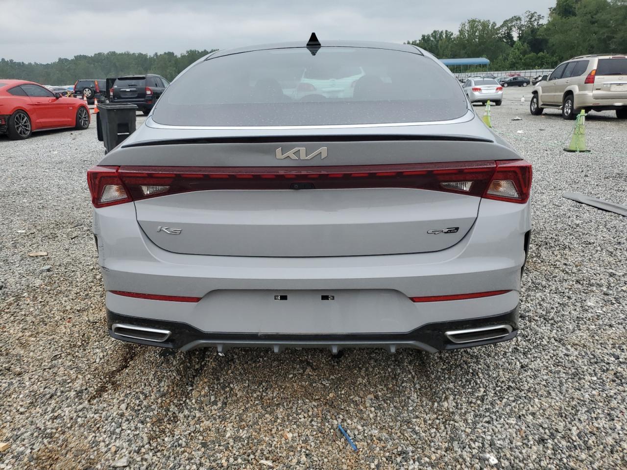2022 KIA K5