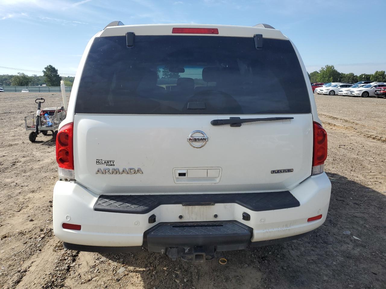 2014 NISSAN Armada